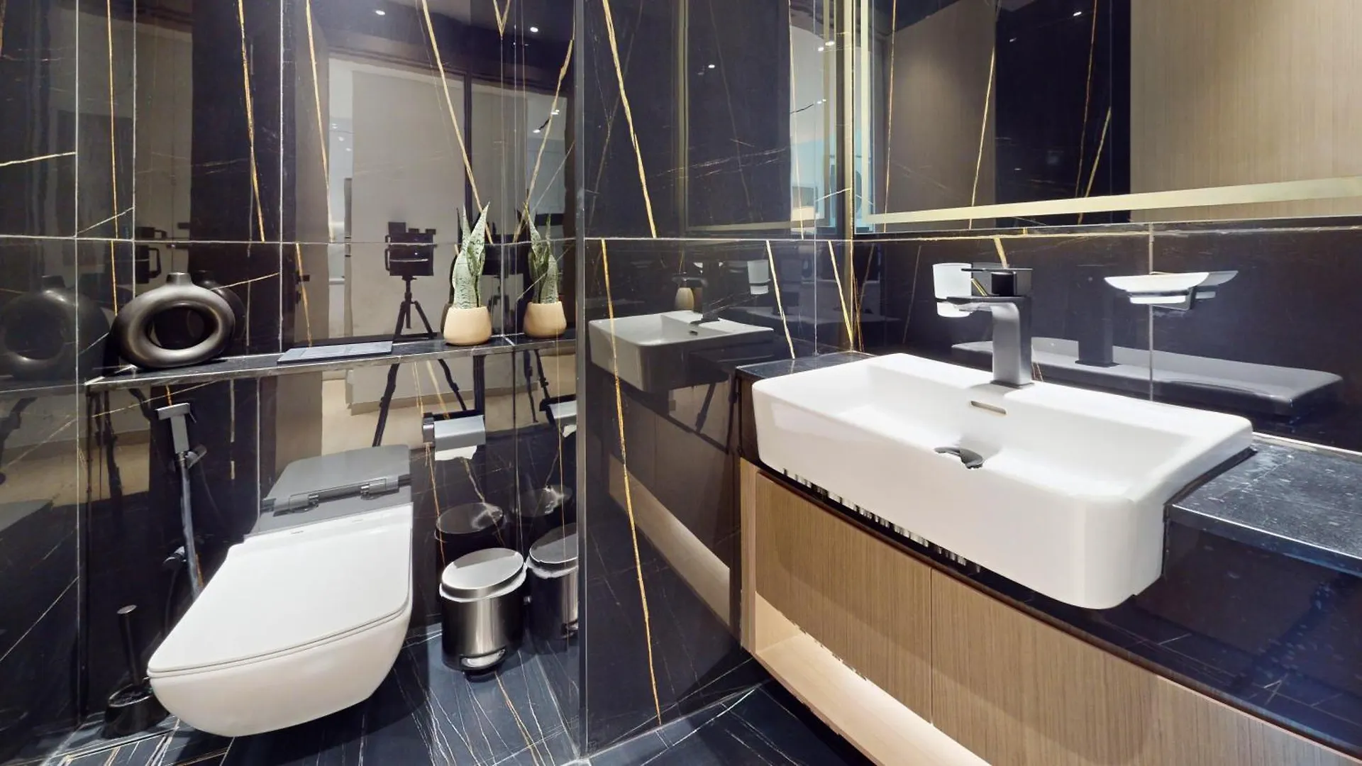 Luxury 1Br Haven In Binghatti Emerald - Jvc Dubái Apartamento